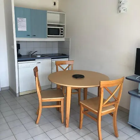 Appartement Pour 4 Personnes A Gassin 29 Apartamento *